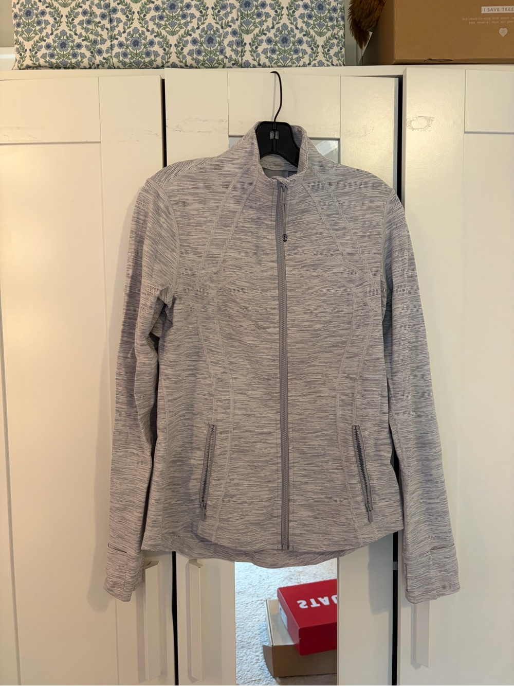 lululemon athletica Light Gray Striped Full-Zip Jacket - Picture 2 of 5